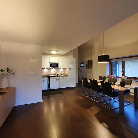 Apartment Luxurioeses Galerie-penthouse Direkt Am Walensee