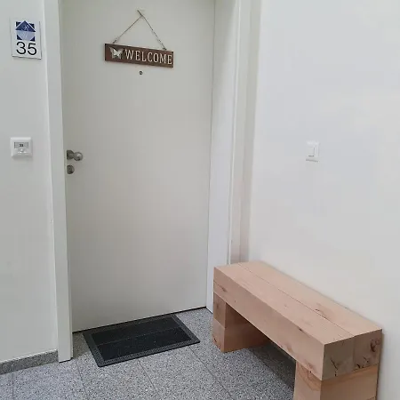 Luxurioeses Galerie-penthouse Direkt Am Walensee Unterterzen