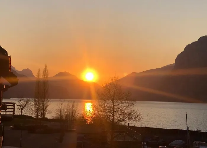 Luxurioeses Galerie-penthouse Direkt Am Walensee Appartement Unterterzen