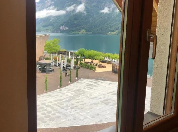 Luxurioeses Galerie-penthouse Direkt Am Walensee شقة انتيرتيرزين